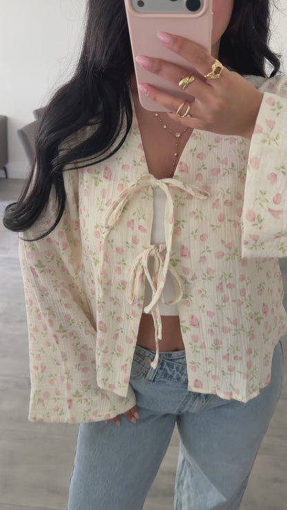 MUSSELIN BLUSE TULIP MIT SCHLEIFEN UND BLÜMCHEN